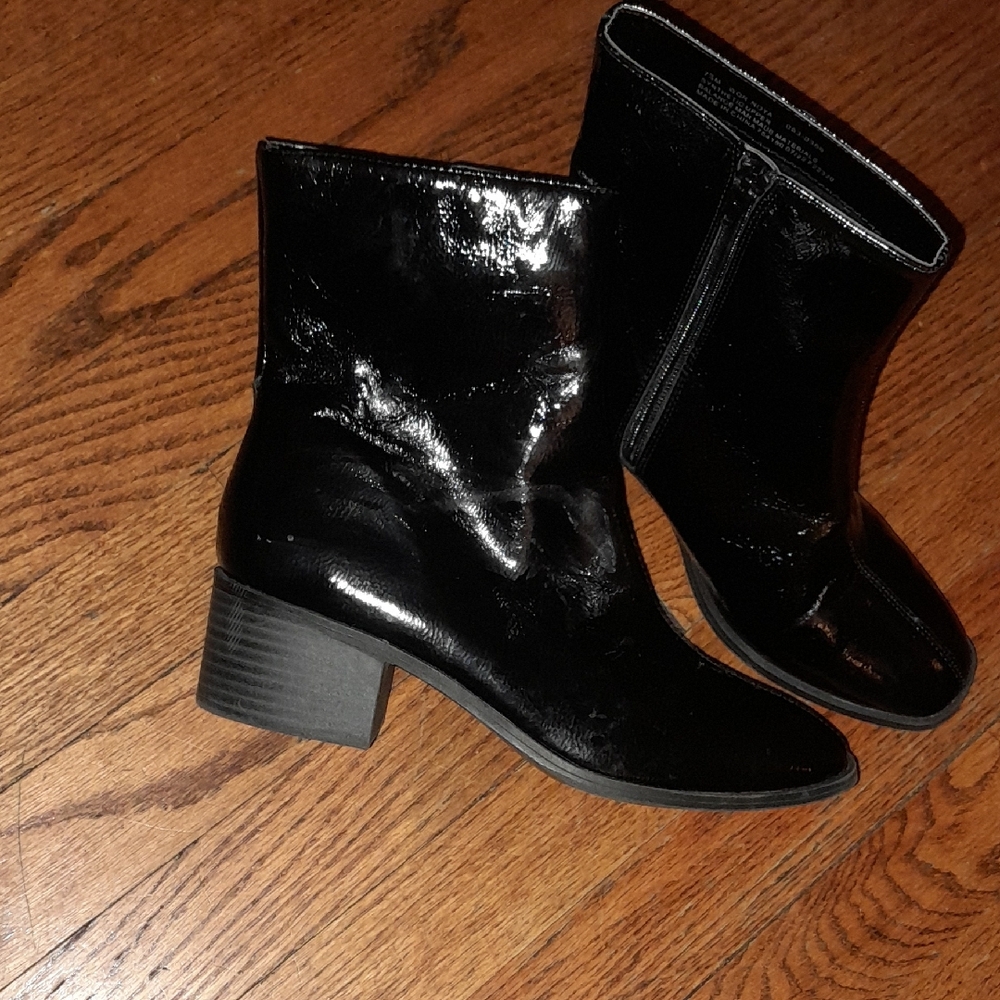 Wworthington Ankle Boots